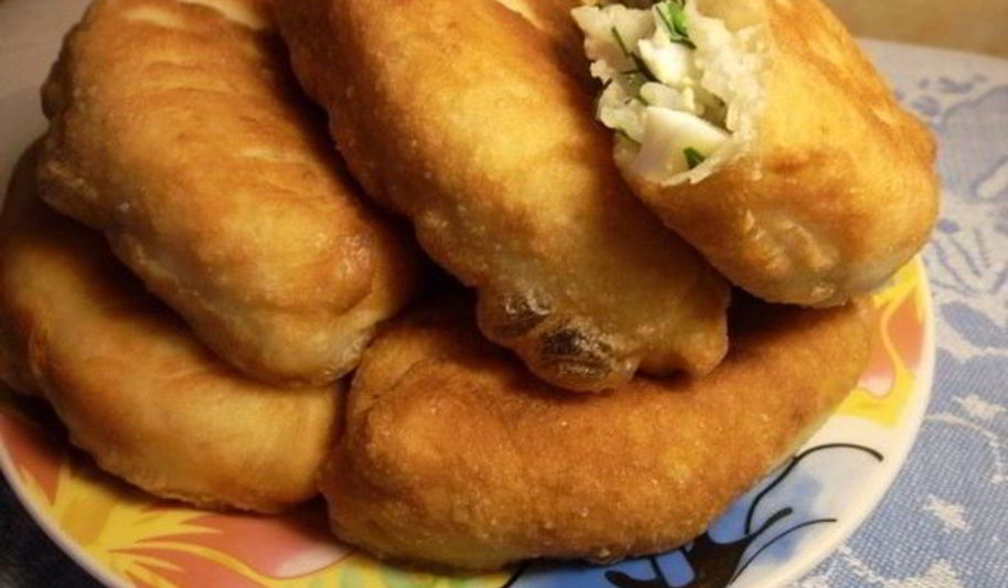 Рецепт пирожков с луком и яйцом