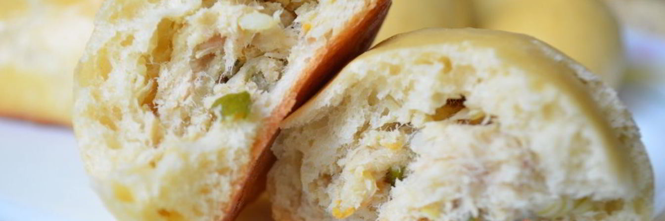 Пирожки с мясом и картошкой в духовке