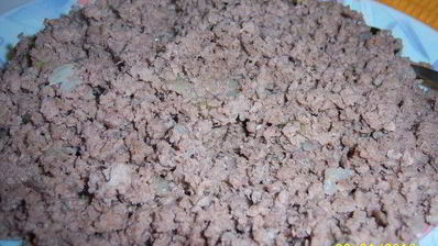 пирожки с мясом и пирожки с квашеной капустой