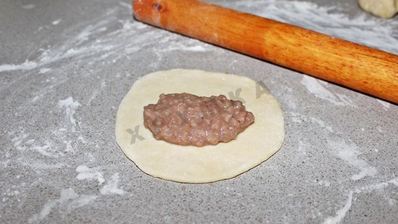 пирожки с мясом жареные посикунчики