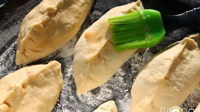 пирожки с рыбой и рисом в хлебопечке