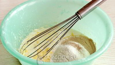 пирожки с вишней из дрожжевого теста