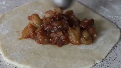 пирожки с яблоками из творожного теста