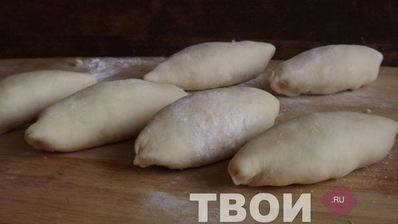 пирожки с яйцом и луком