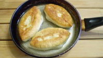 пирожки с яйцом и зеленью