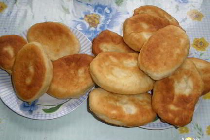 Пирожки жареные с картошкой
