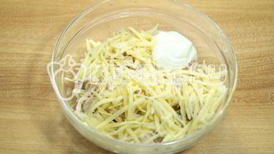 пирожкии с курицей и сыром