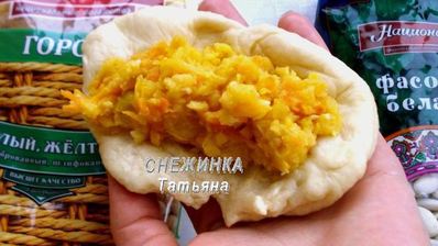 постные пирожки с гороховой и фасолевой начинками