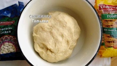 постные пирожки с гороховой и фасолевой начинками