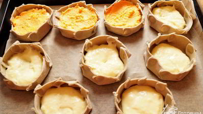 скландраусис — ржаные открытые пирожки с картофельно морковной начинкой