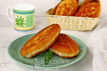 Сладкие жареные пирожки со щавелем
