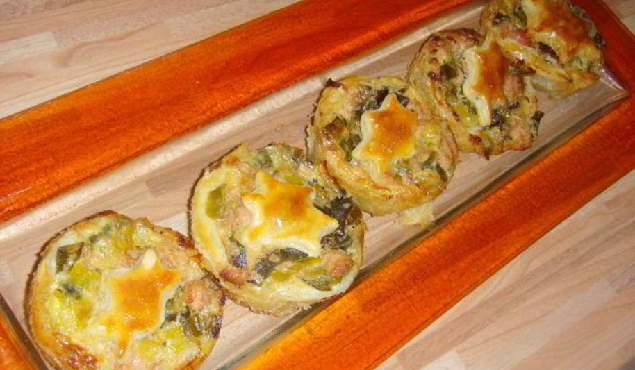 Рецепт слоеных открытых пирожков