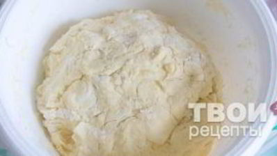 слоеные пирожки с мясом