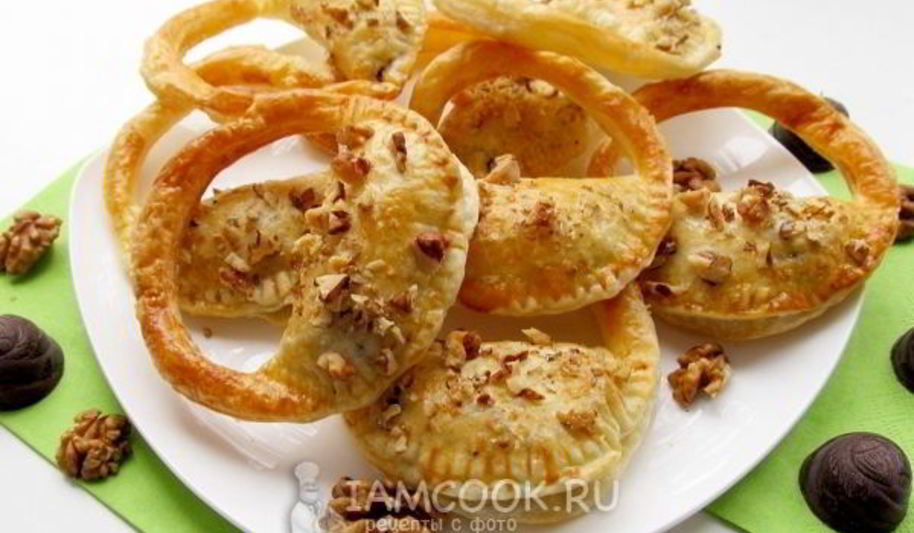 Рецепт слоеных пирожков сумочки