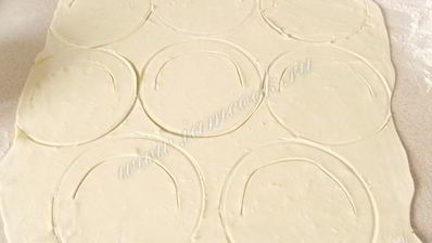 слоеные пирожки сумочки