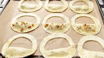 слоеные пирожки сумочки