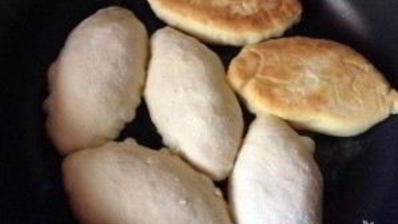 жареные пирожки на кефире