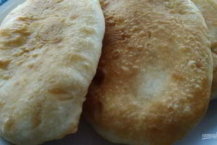 Жареные пирожки на сыворотке