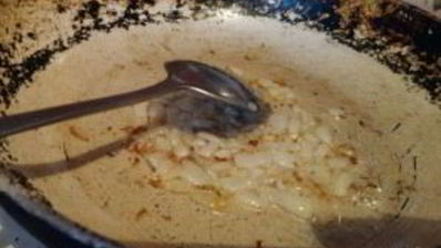 жареные пирожки на сыворотке