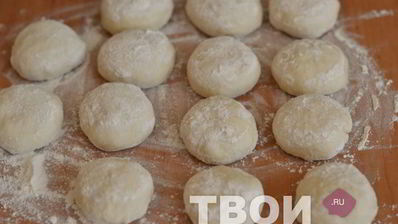 жареные пирожки с капустой