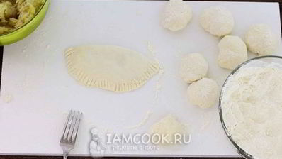 жареные пирожки с картошкой на кефире