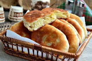 Жареные пирожки с мясом