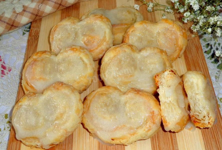 Берлинское пирожное слоеное