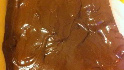 брауни с темным пивом и малиной