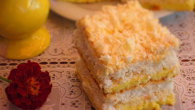 кокосовое пирожное с нежным сливочным кремом