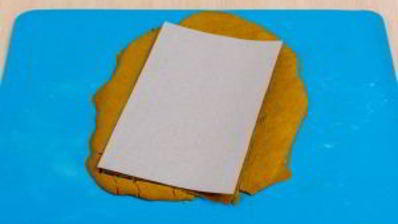 медовое пирожное