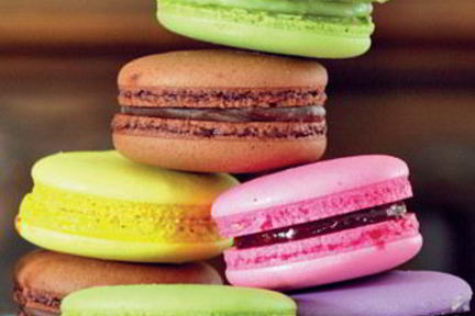 Миндальные пирожные макарон