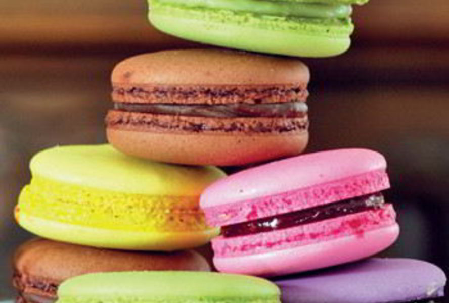 Миндальные пирожные макарон