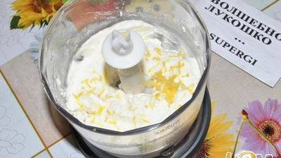 пирожное из корня сельдерея с творожным кремом