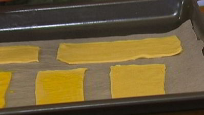 пирожное клубничный наполеон