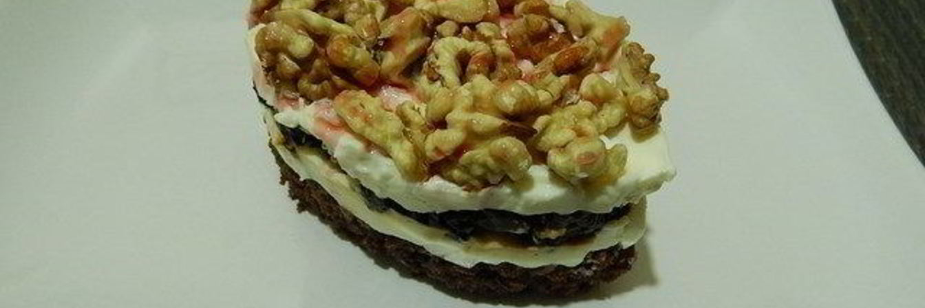 Пирожное с черносливом