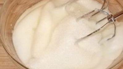 пирожное воздушное безе