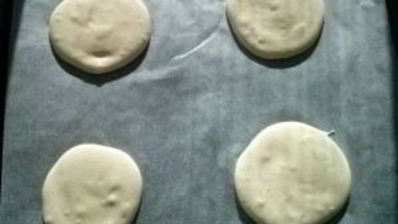 пирожные лепестки с кремом