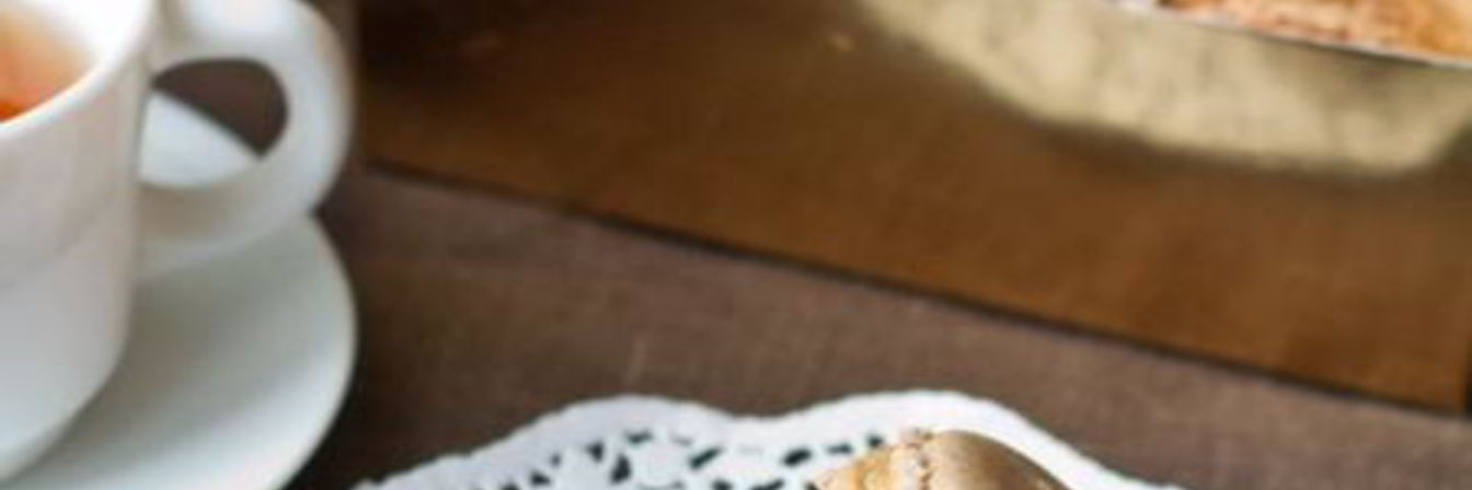 Пирожные макарон с чаем Эрл Грей и соленой карамелью