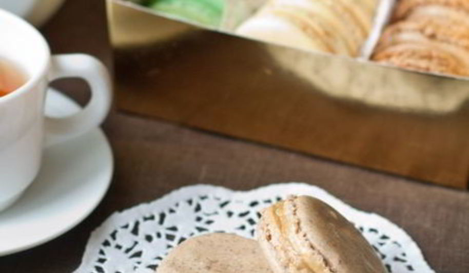 Рецепт пирожных макарон с чаем эрл грей и соленой карамелью