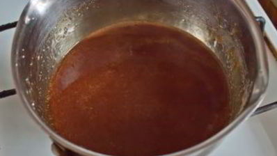 пирожные макарон с чаем эрл грей и соленой карамелью