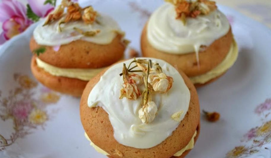 Рецепт пирожных с белым шоколадом и жасмином