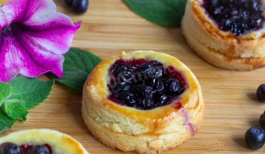 Рецепт пирожных с черникой