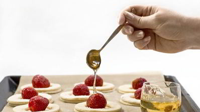 пирожные с клубникой