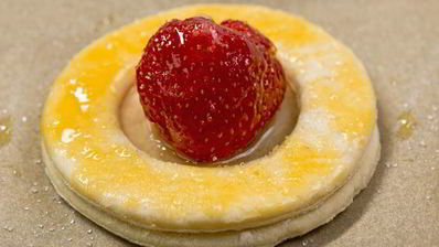 пирожные с клубникой