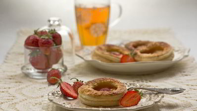 пирожные с клубникой