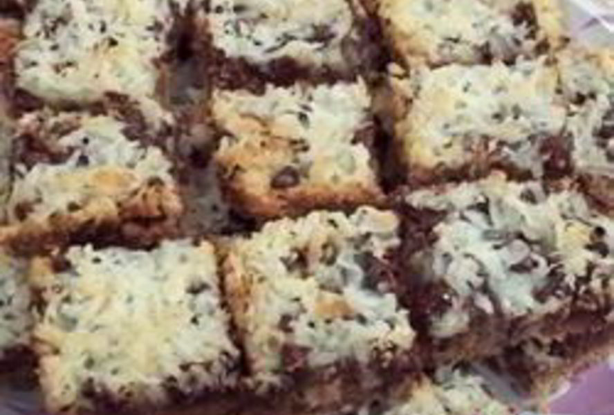 Пирожные с кокосом, шоколадом и сгущенкой