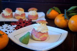 Пирожные Шу с вишневым сюрпризом