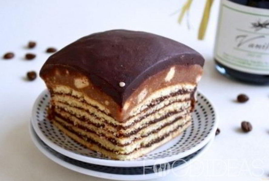 Шоколадно-бисквитное пирожное