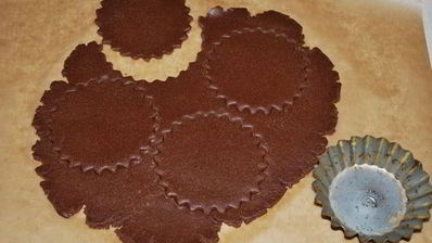 шоколадно-мятные пирожные с арахисовой пастой