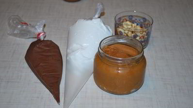 шоколадно-мятные пирожные с арахисовой пастой